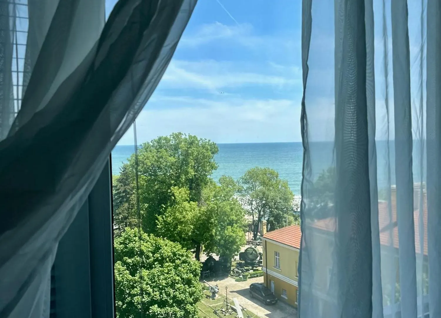 Glarus Apartment Wiht Infinity Sea View Varna
