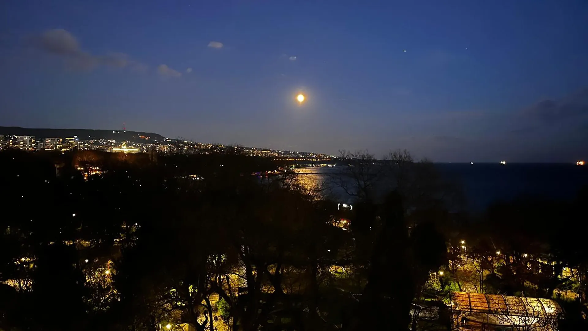 Glarus Apartment Wiht Infinity Sea View Varna 0*,  Bulgaria